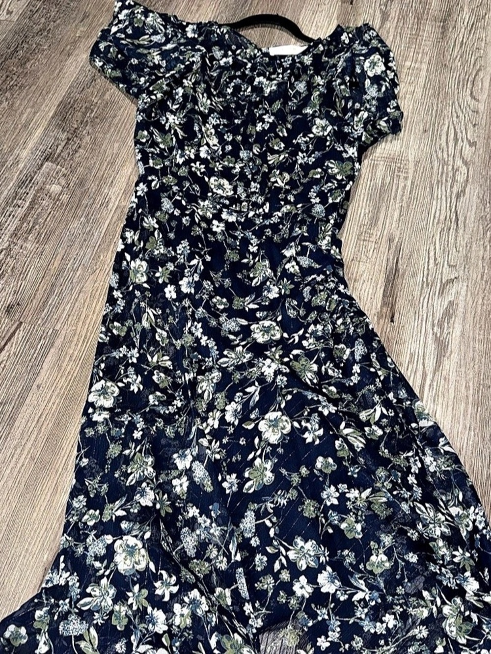 ASTR The Label Flutter Sleeve Maxi Dress Blue & White Medium